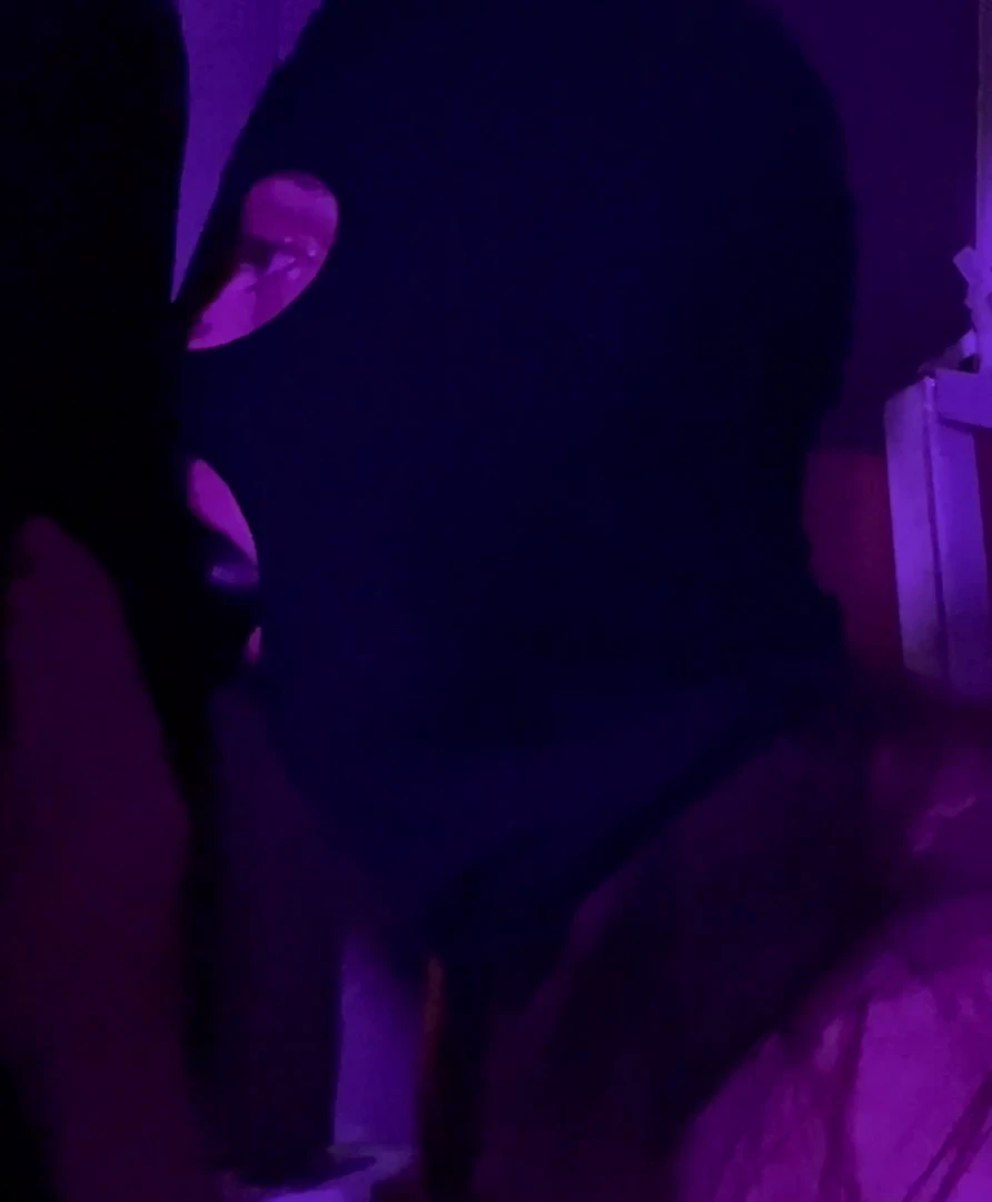 for a no face creator I found a way to show you how I like to suck 💦 full 6 min SLOPPY WET Blowjob video is on my Onlyfans, link in comments