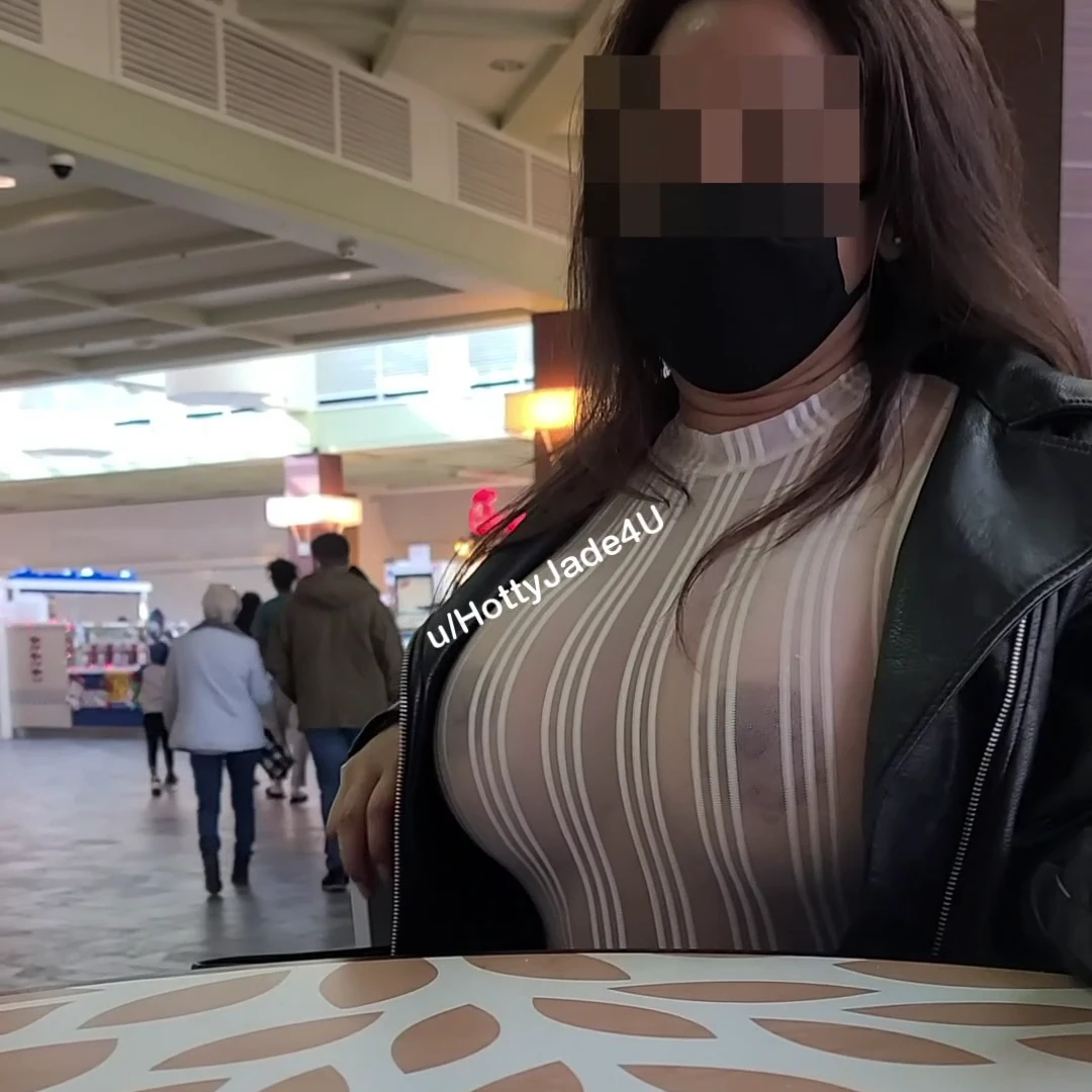 My mommy milkers at the food court