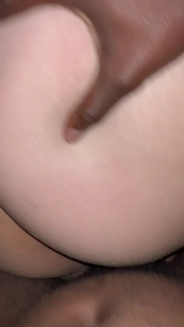 This PAWG loves cum on her ass!