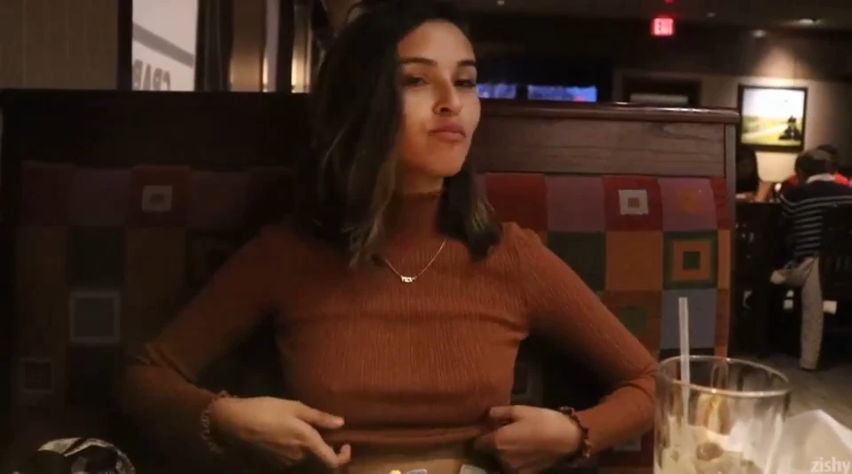 Flashing in the middle of a restaurant