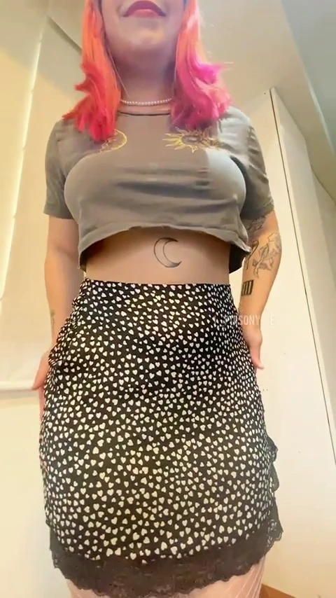 Some hips and tits you can grab them on to