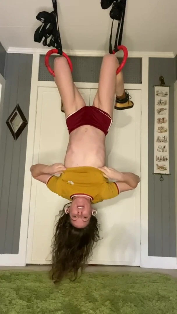 Upside down titty reveal