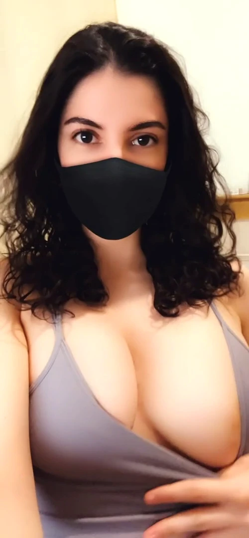 What do you wanna do to my halal tits [f]
