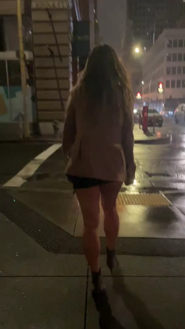 I can’t believe how Reddit is bringing out the wild side of me, flashing my ass for the first time in public.